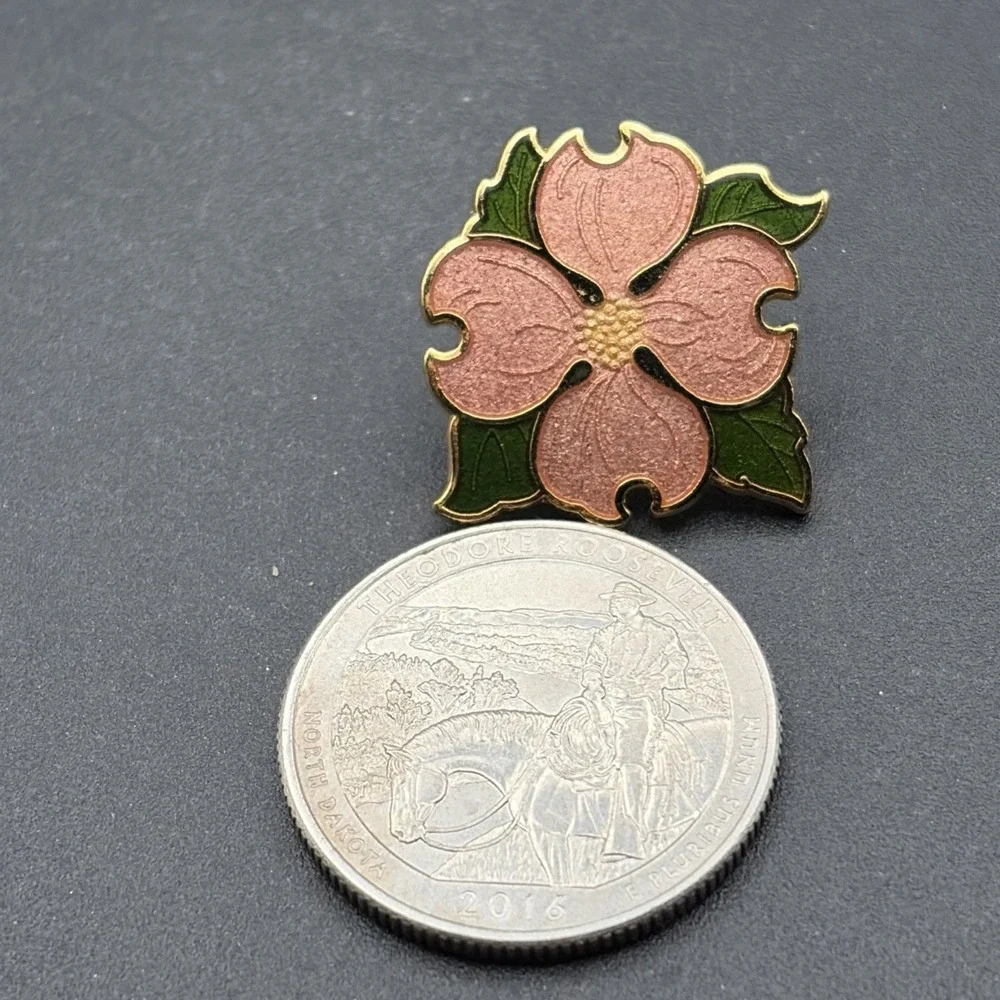 Pink‎ Dogwood Flower Lapel Hat Pin